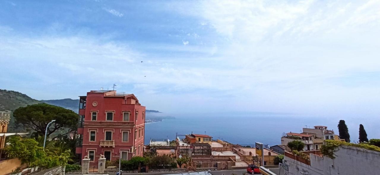 "Sea-See" Studio Taormina Center - Bellissima Vista Mare - Corner Kitchen Buitenkant foto